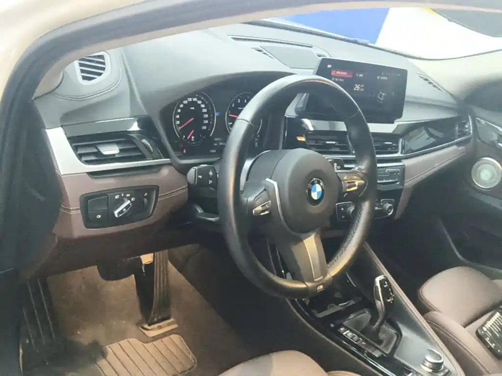 BMW X2 2021 — фото 10