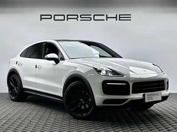 Porsche Cayenne 2022