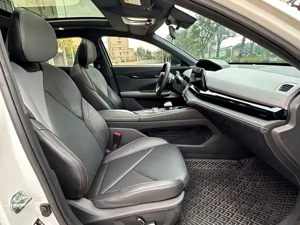 Changan UNI-V 2022