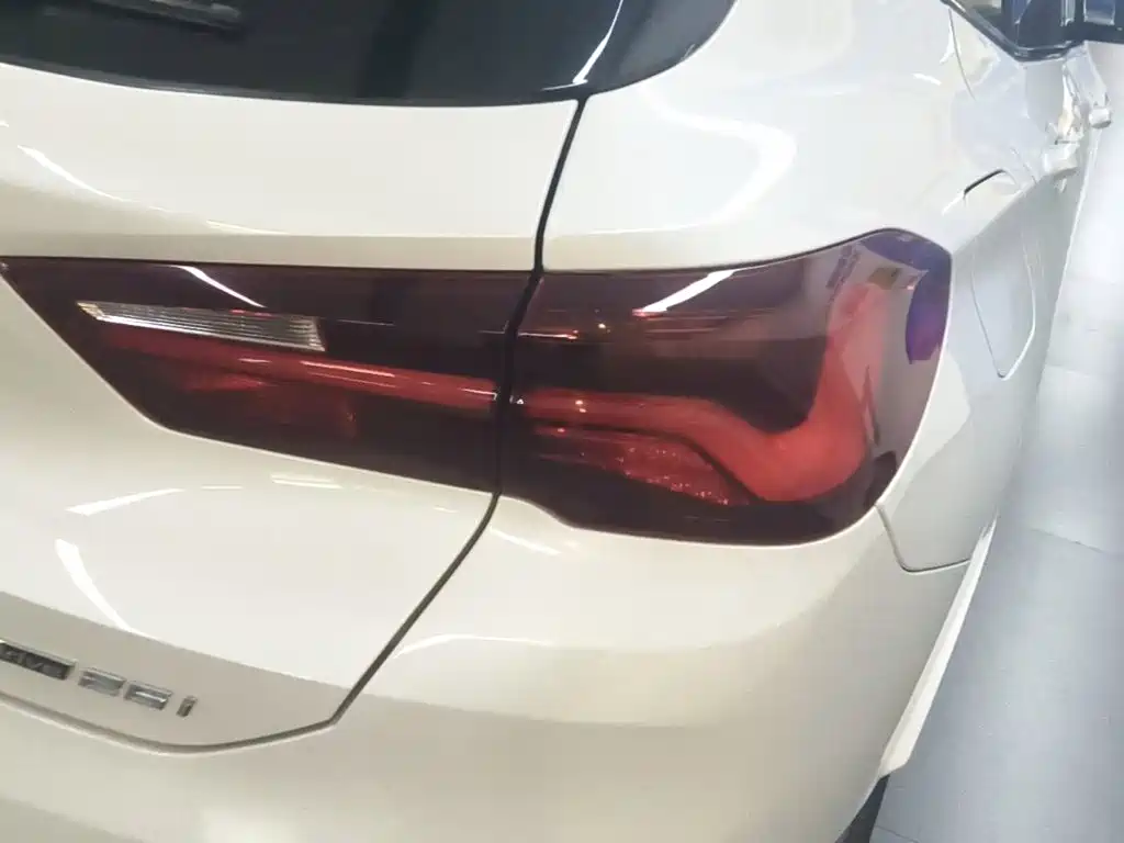 BMW X2 2021 — фото 8