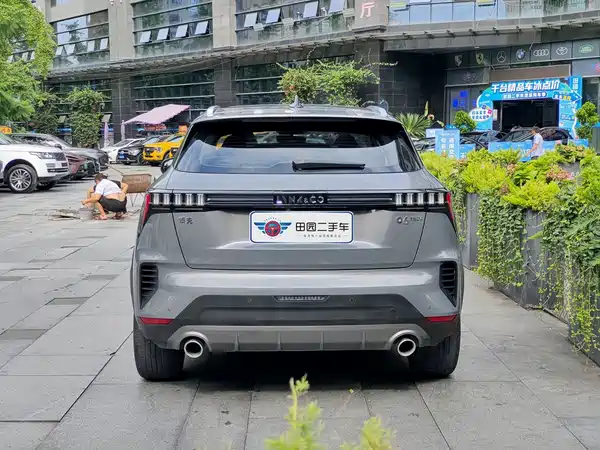 Lynk & Co 06 EM-P 2021
