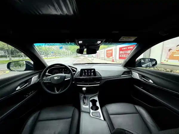 Cadillac CT4 2022