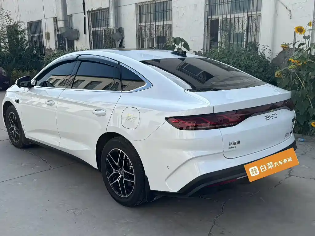 BYD Qin L 2026 — фото 9
