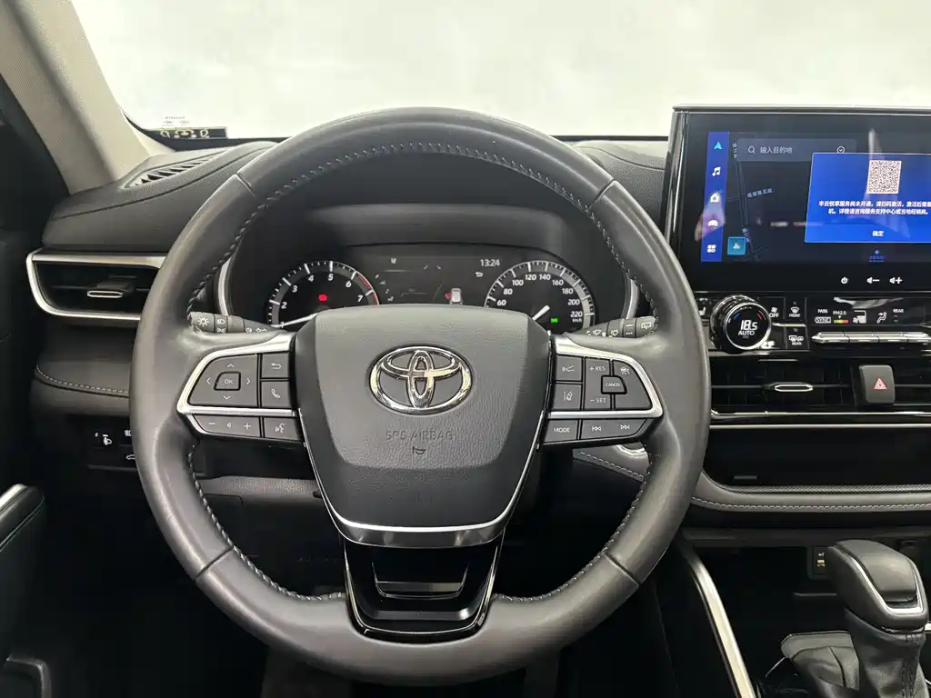 Toyota Highlander 2024 — фото 13