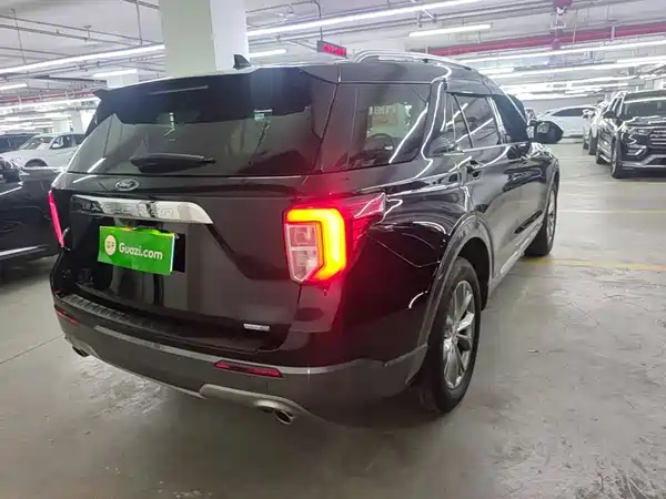 Ford Explorer 2021