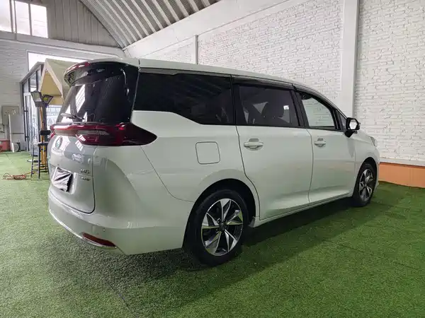 GAC Trumpchi M6 2022