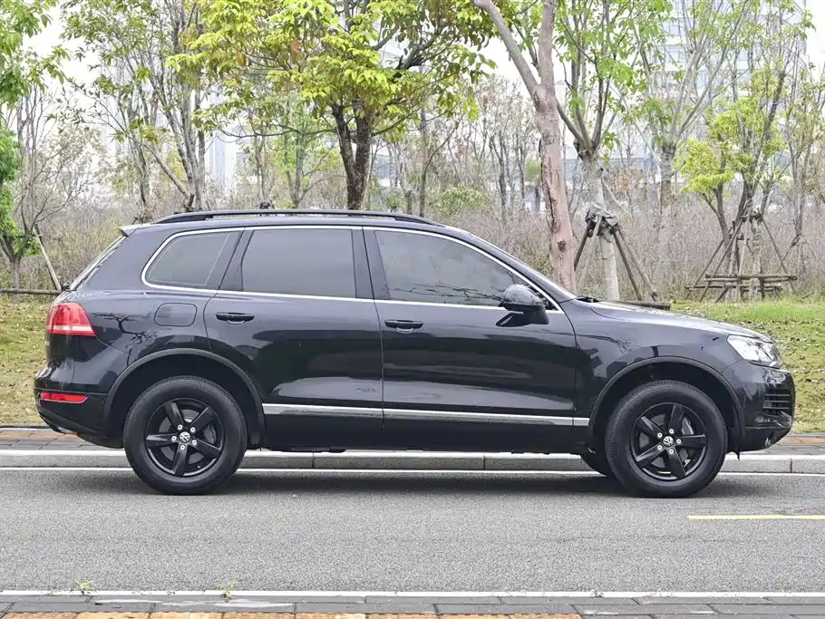 Volkswagen Touareg 2015