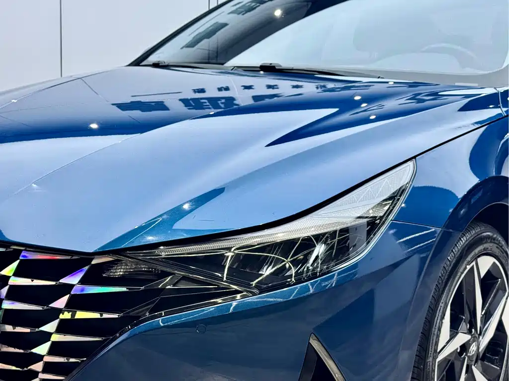 Hyundai Elantra 2021 — фото 23