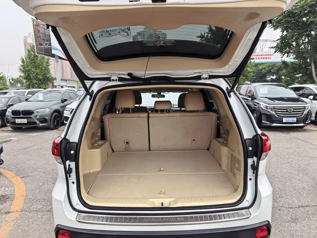 Toyota Highlander 2020 — фото 14