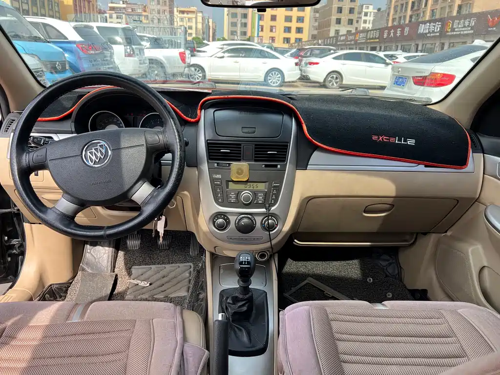 Buick Excelle 2014 — фото 13