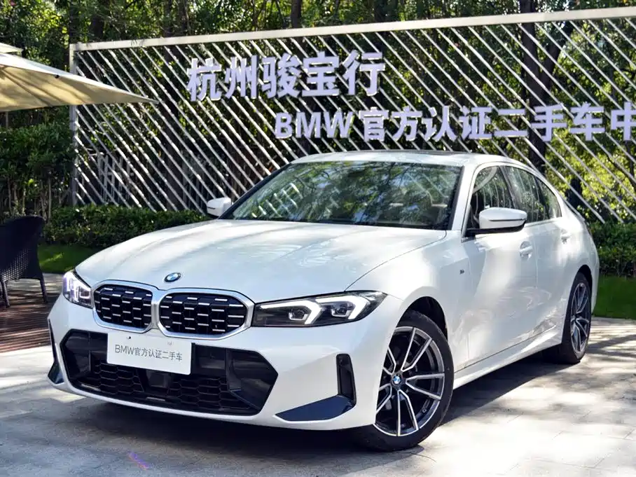 BMW 3 Series 2025