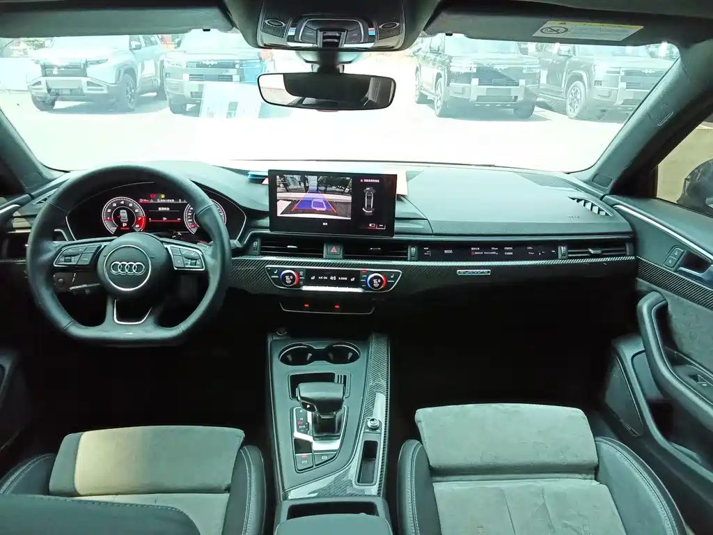 Audi A4L 2020 — фото 13
