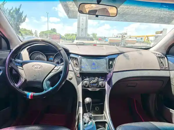 Hyundai Sonata 2013