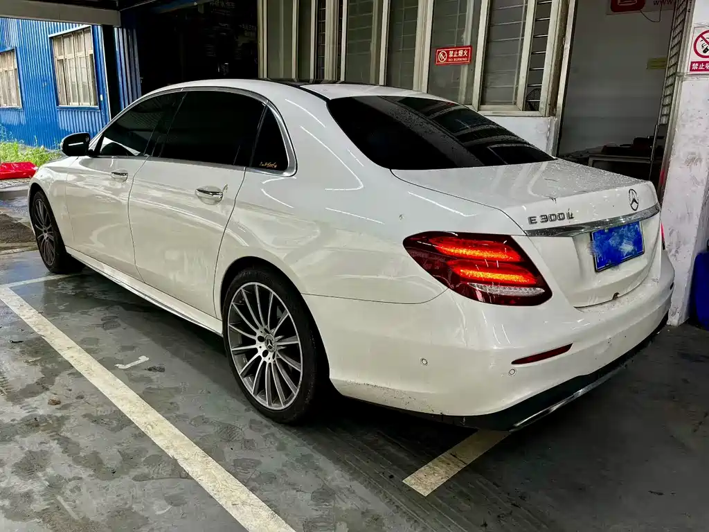 Mercedes-Benz E-Class 2017
