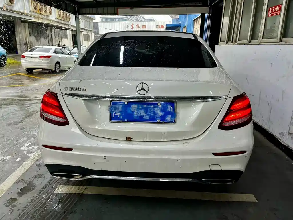Mercedes-Benz E-Class 2017