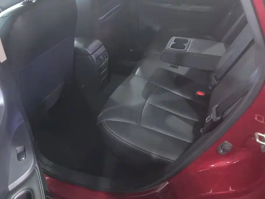 Nissan Tiida 2018 — фото 11