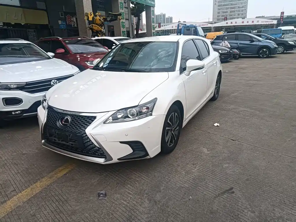 Lexus CT 2020