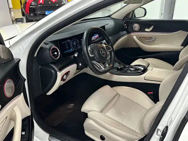 Mercedes-Benz E-Class 2018