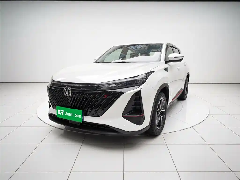 Changan CS75 PLUS 2022 — фото 1