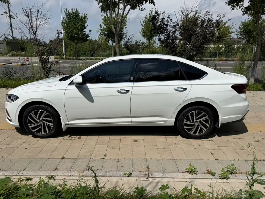 Volkswagen Lavida 2022