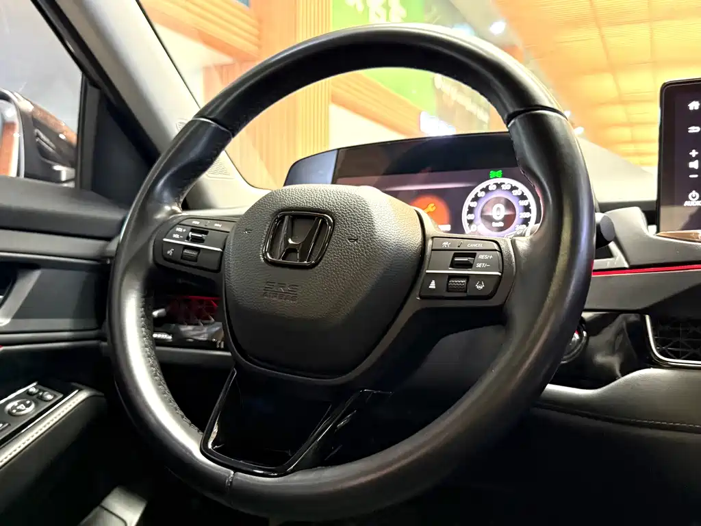 Honda Inspire 2024 — фото 18