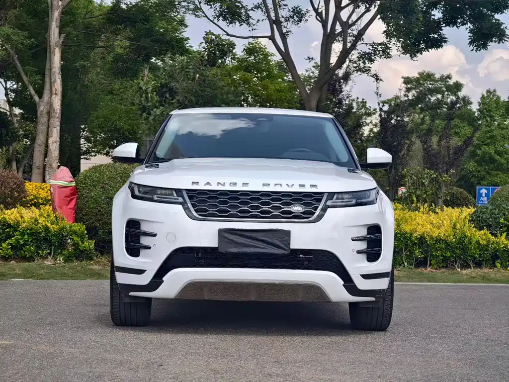 Land Rover Evoque 2023 — фото 2