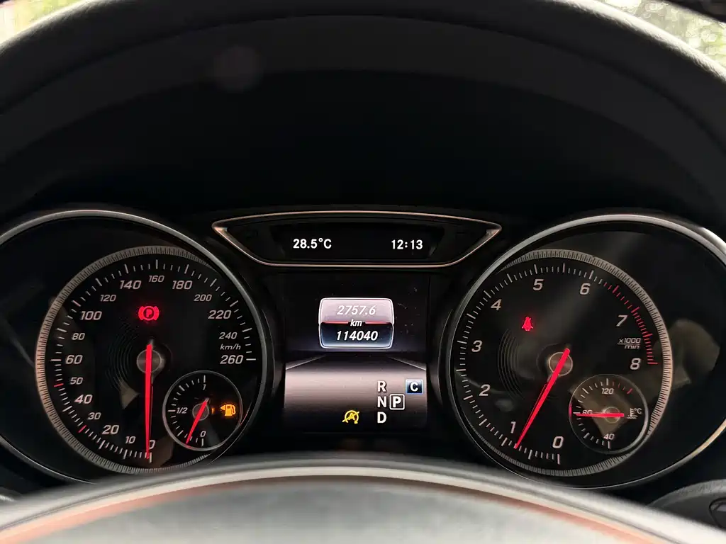 Mercedes-Benz GLA 2017 — фото 11