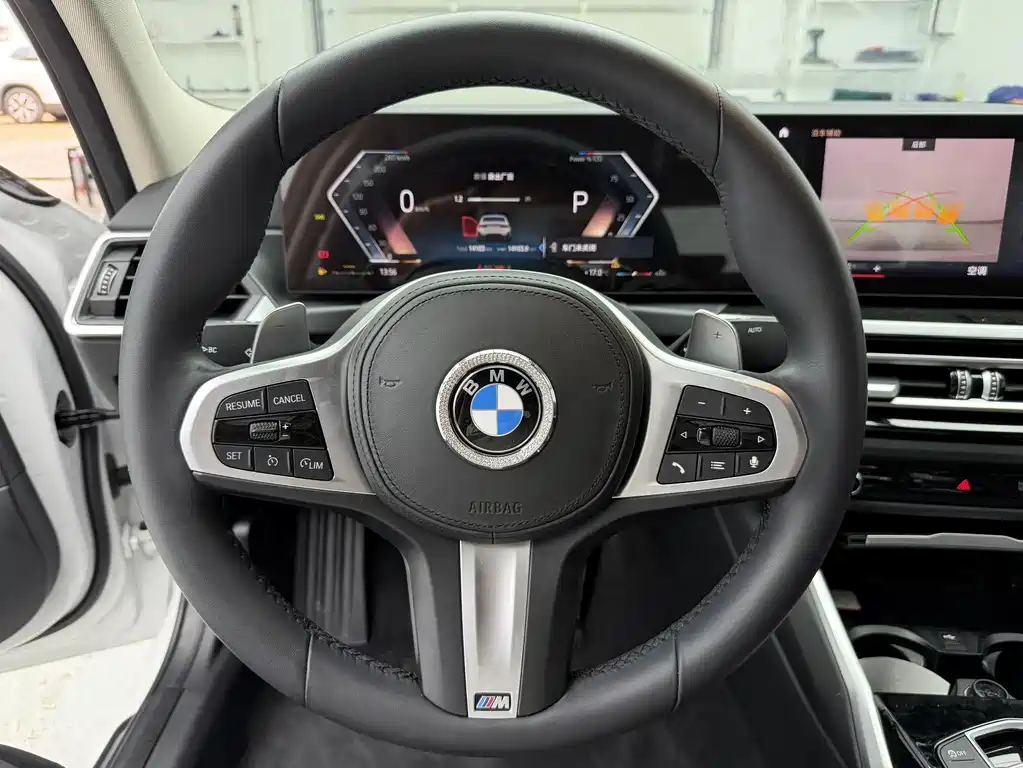 BMW 3 Series 2023 — фото 10