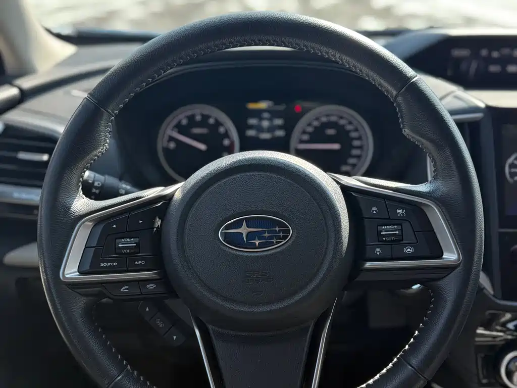 Subaru Forester 2023 — фото 37