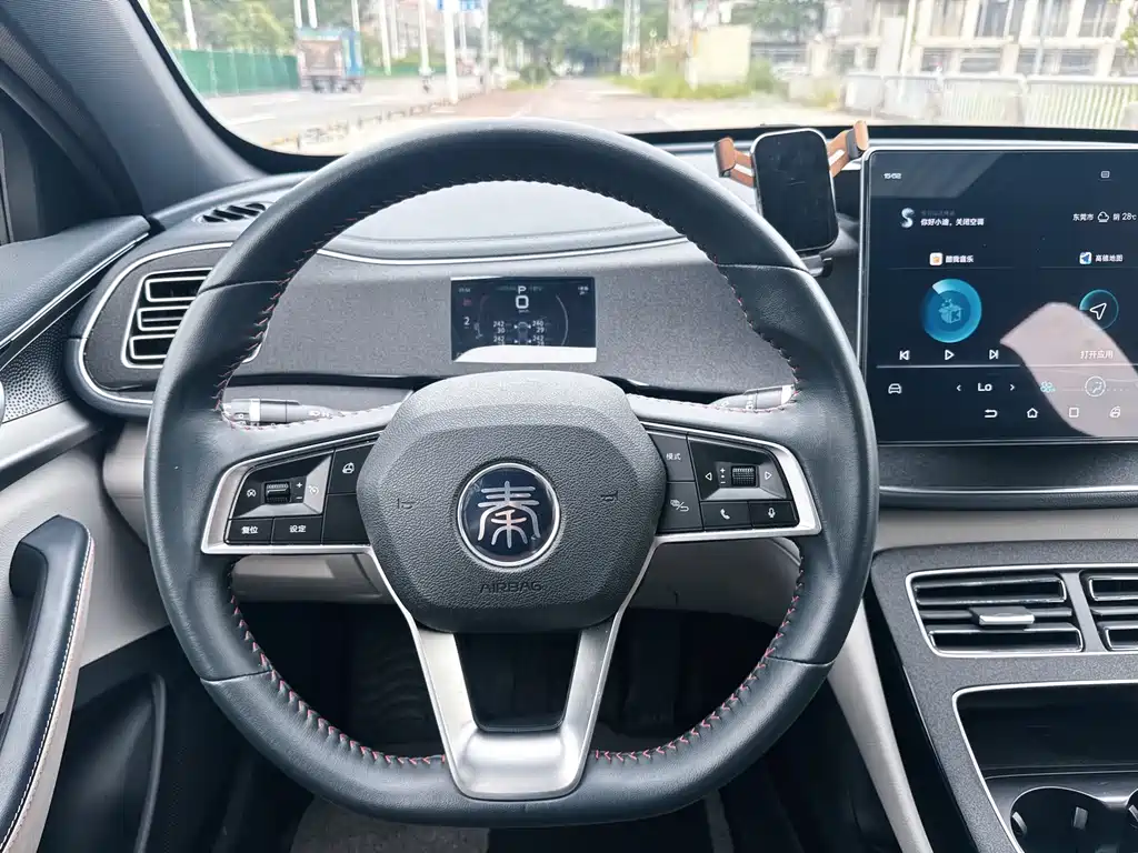 BYD Qin PLUS 2022 — фото 13