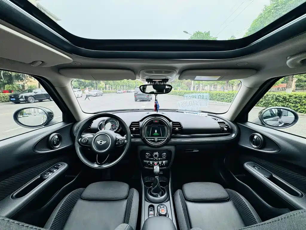 MINI Clubman 2018 — фото 4