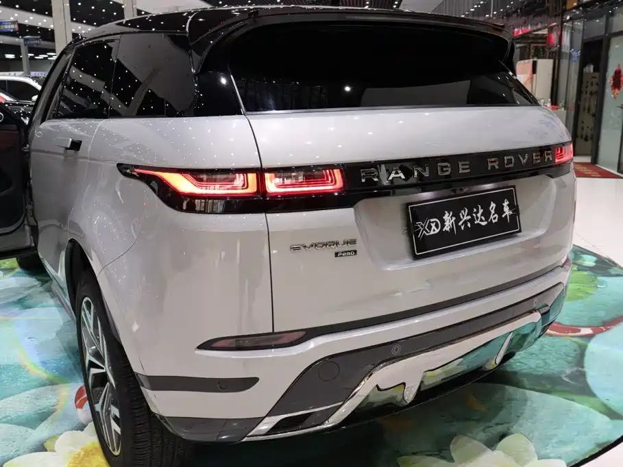 Land Rover Range Rover Evoque 2022 — фото 23