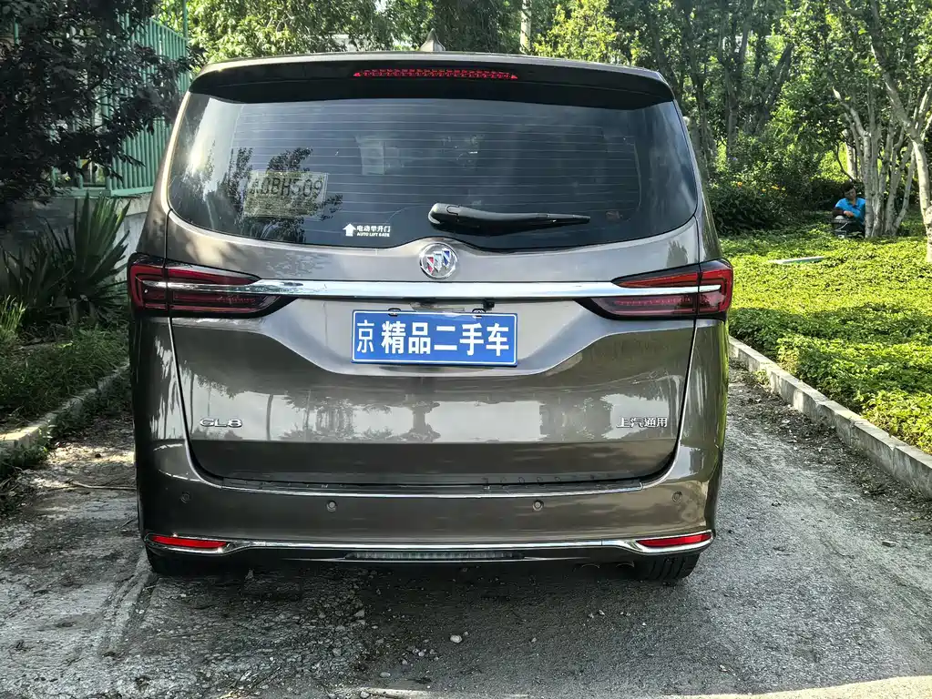 Buick GL8 2023