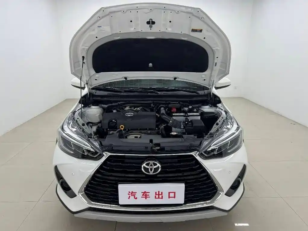 Toyota Yaris L 2022