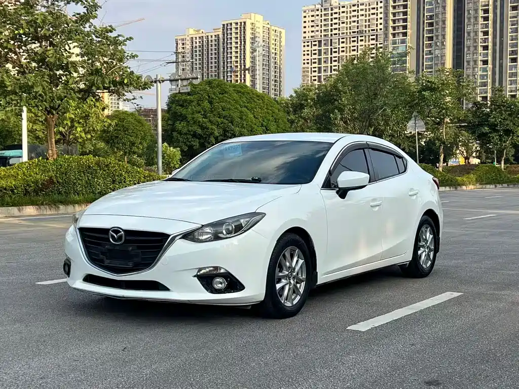 Mazda 3 Axela 2016