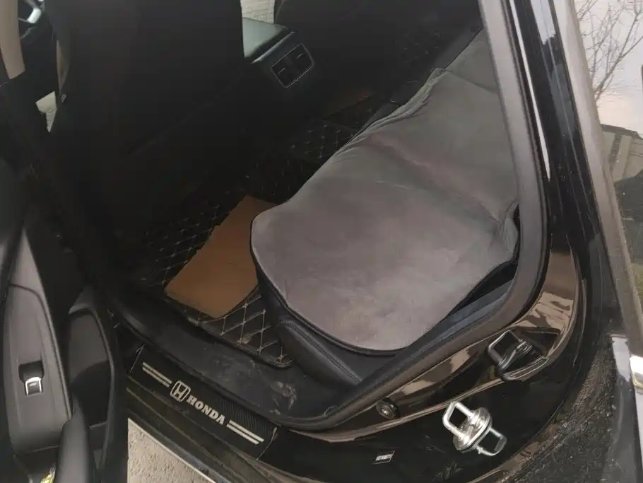 Honda Accord 2021 — фото 11