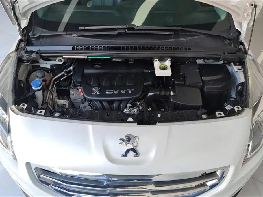 Peugeot 3008 2014 — фото 10