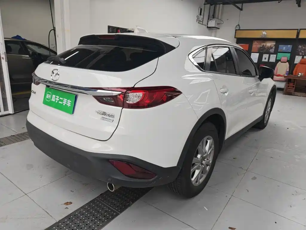 Mazda CX-4 2019