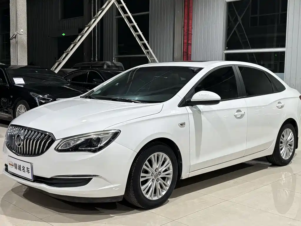 Buick Excelle 2016 — фото 1
