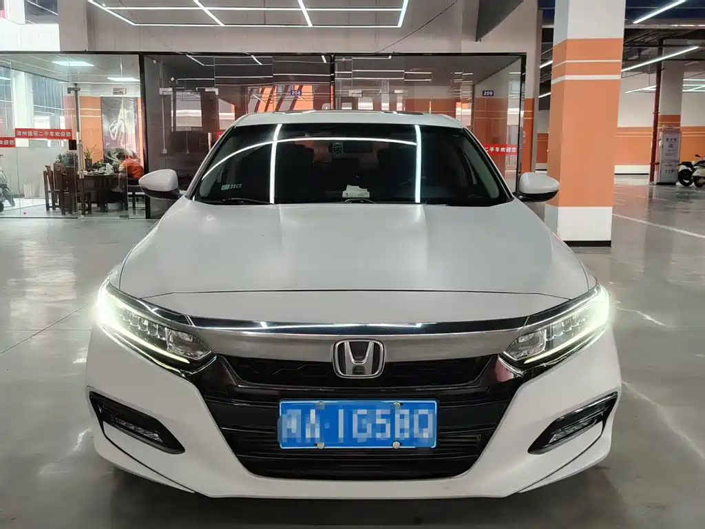 Honda Accord 2019 — фото 2
