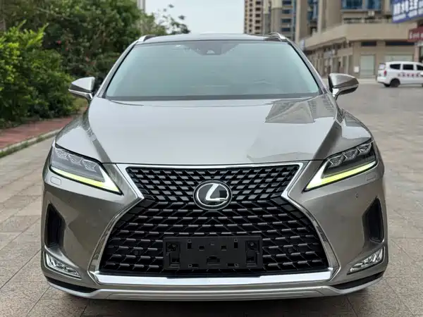 Lexus RX 2019