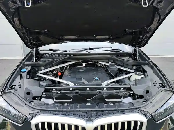 BMW X5 2025