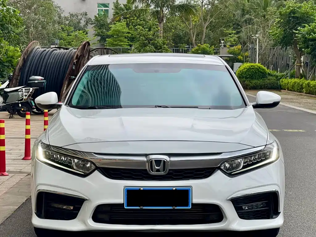 Honda Inspire 2021 — фото 2