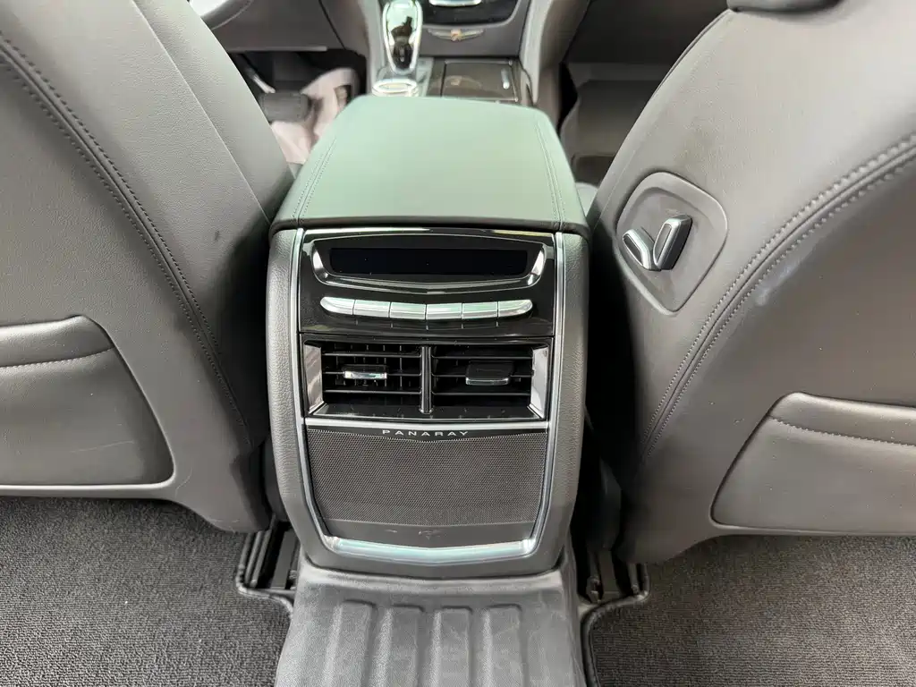 Cadillac CT6 2020 — фото 27