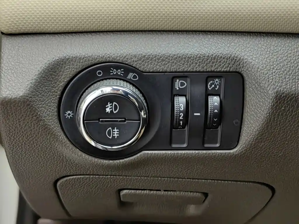 Chevrolet Cruze 2015 — фото 21