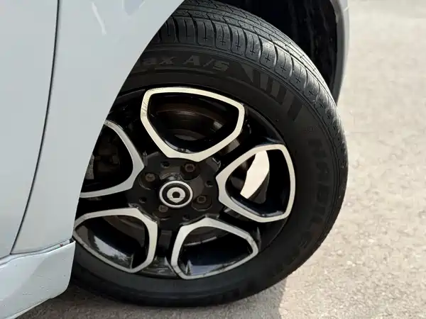 smart fortwo 2019
