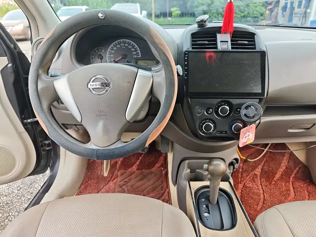 Nissan Sunny 2016 — фото 14