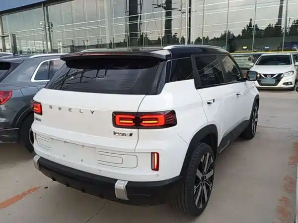 Geely ICON 2023