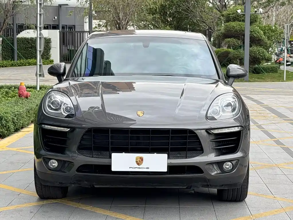 Porsche Macan 2016