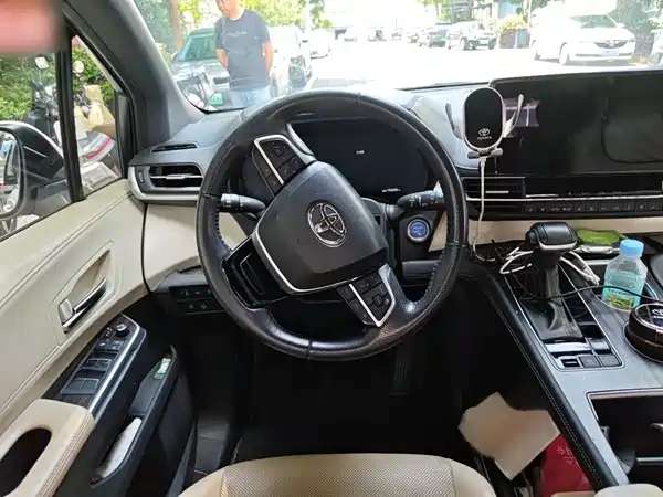 Toyota Sienna 2022